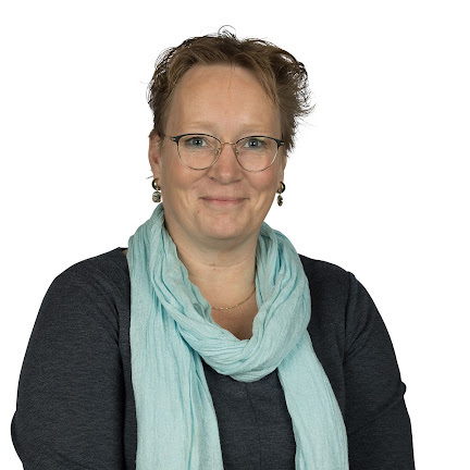 Pasfoto Emely Meijerink